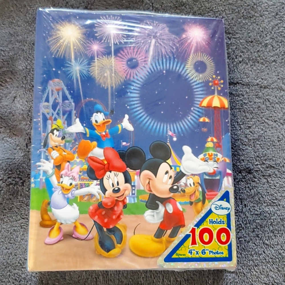New Official Disney Mickey Mouse & Disney Characters 4x6 Photo Book Album